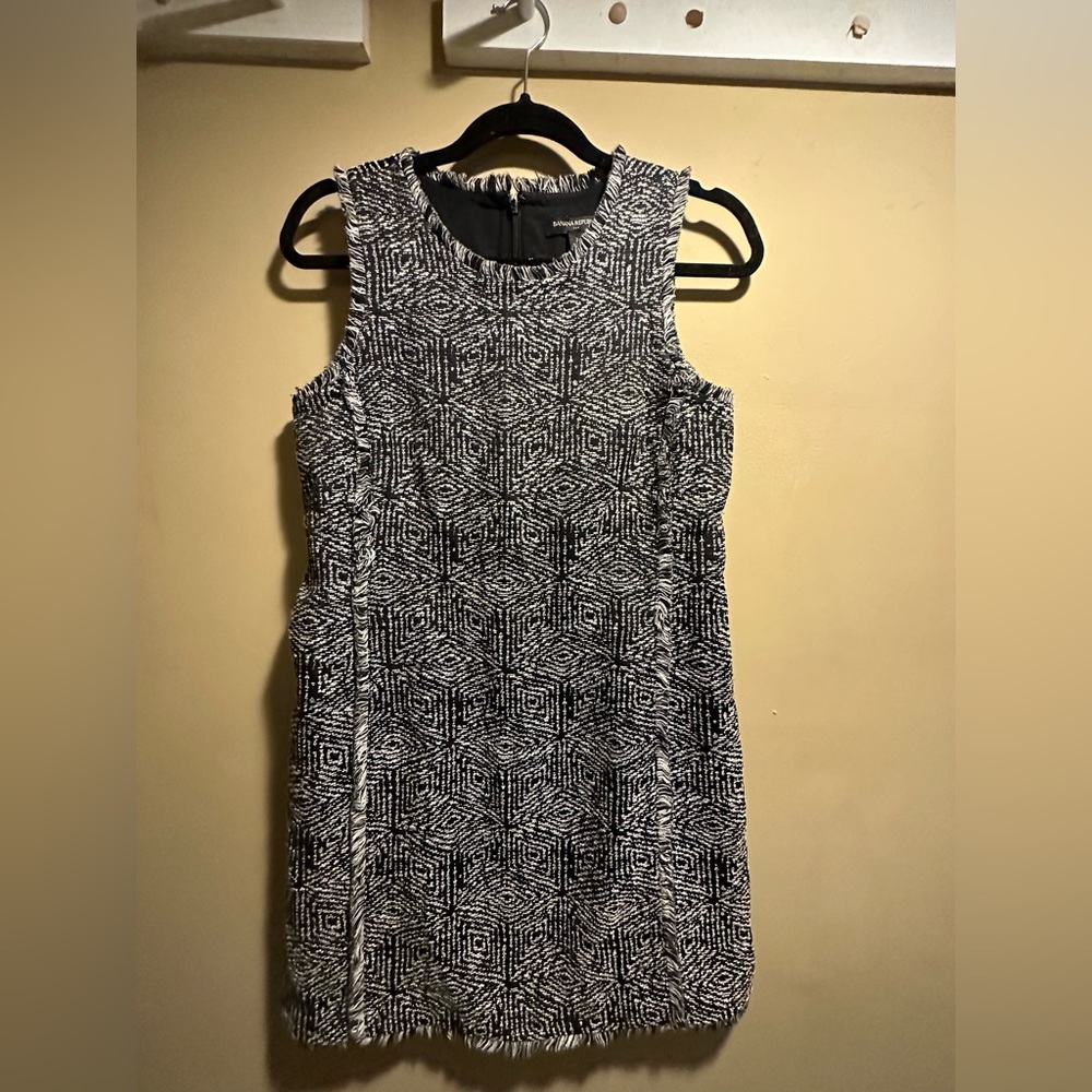 5/$25 Banana Republic Tweed sleeveless work dress